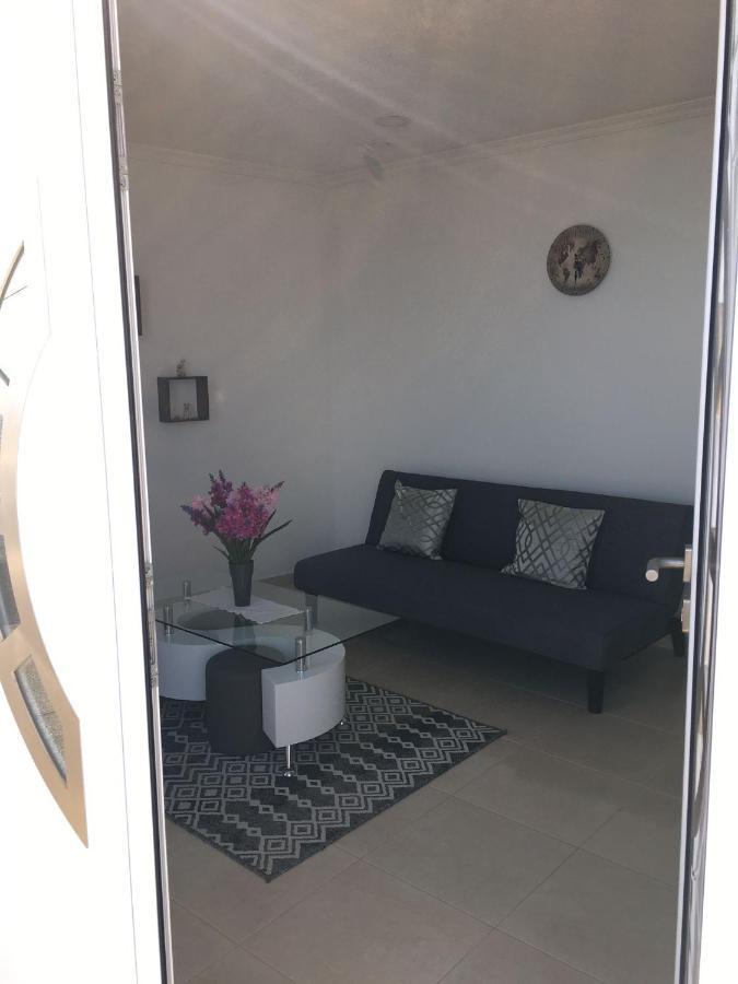 폰타도솔 Slice Of Ponta Do Sol- Ground Floor- Sea View 아파트 외부 사진